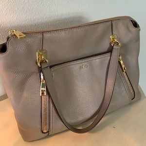 Ralph Lauren RLR Medium size handbag. Leather